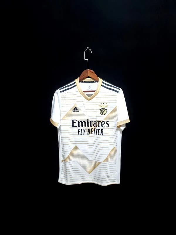 20-21 Benfica third away