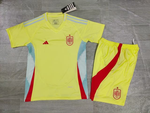 2024/25 Spain Away Kids Kit