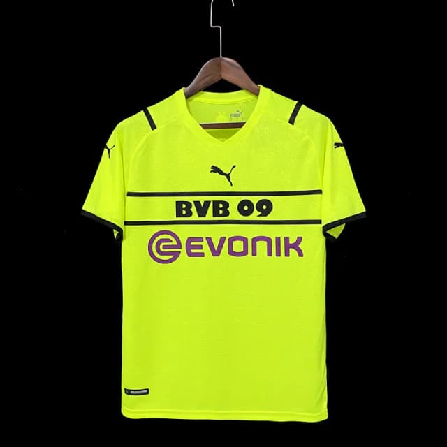 21/22 Dortmund third away